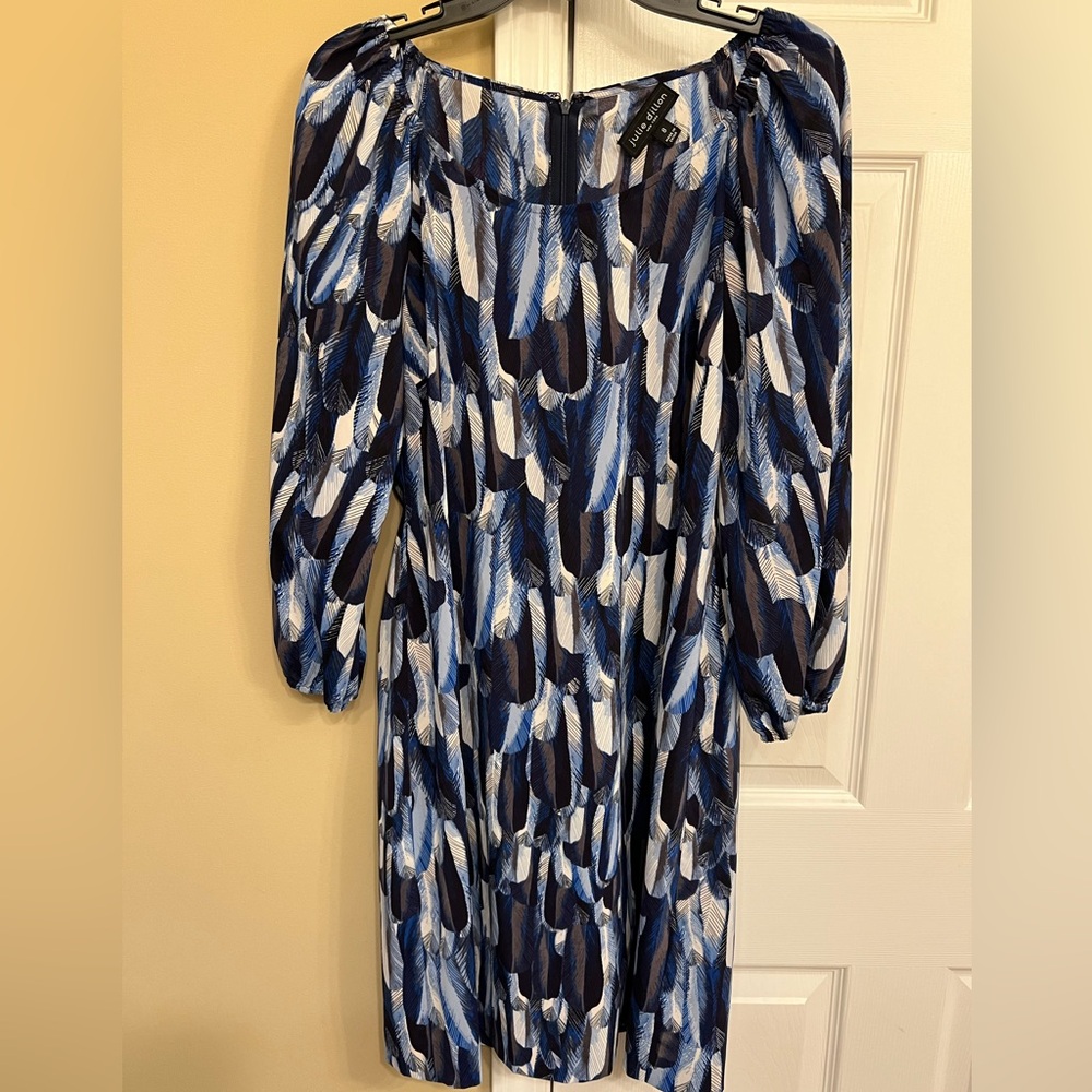 Julie Dillon blue feather print dress, very good condition, shades of blue Sz. 8